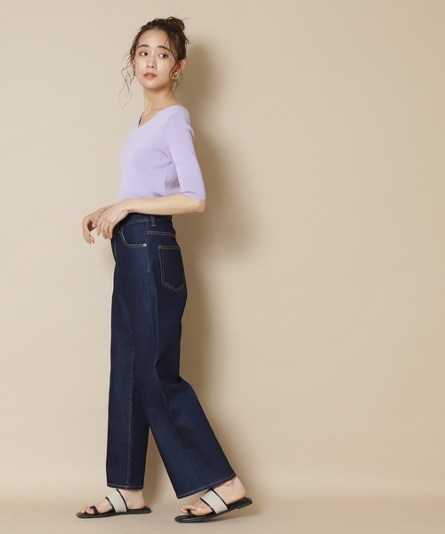 N.(N. Natural Beauty Basic)(エヌエヌナチュラルビューティーベーシック)の「総針Vネックニット 五分袖(ニット/セーター・レディース・ベージュ/イエロー/パープル/ネイビー/ホワイト/ダークパープル/ホワイト×ネイビー/ブラック/ブルー/オフホワイト・MEDIUM)」の16枚目の写真