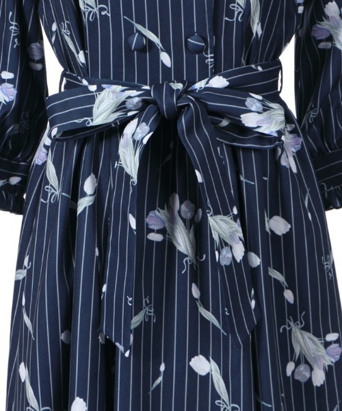 axes femme POETIQUE（アクシーズファムポエティック）の