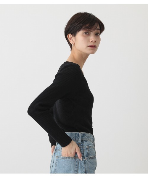 AZUL by moussy(アズールバイマウジー)の「FAKE LAYERED BUTTON KNIT TOPS/フェイクレイヤードボタンニットトップス(ニット/セーター・レディース・ライトパープル/ライトベージュ/ライム/ブラック・SMALL/MEDIUM)」の6枚目の写真