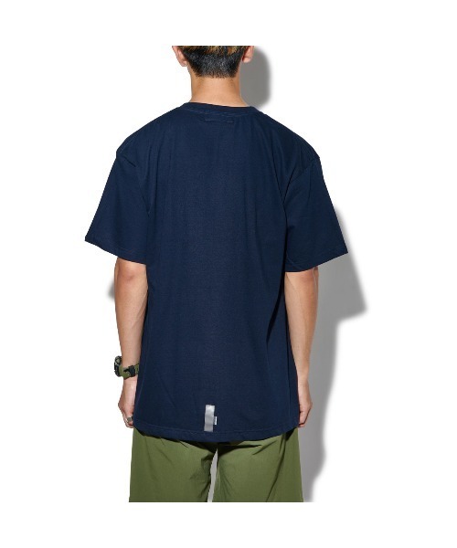 CHARI&CO(チャリアンドコー)の「CHARI&CO MEMORY OF AUSSIE TEE Tシャツ(Tシャツ/カットソー・メンズ・ホワイト/ネイビー・SMALL/MEDIUM/LARGE/X-LARGE)」の8枚目の写真