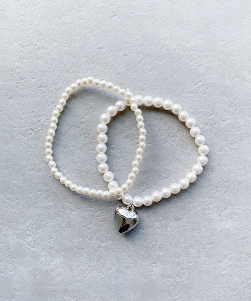 iso（イソ）の「ハートチャーム2連パールブレスレット（ブレスレット・レディース・シルバー/ゴールド・FREE）」の8枚目の写真