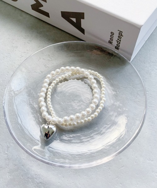 iso（イソ）の「ハートチャーム2連パールブレスレット（ブレスレット・レディース・シルバー/ゴールド・FREE）」の11枚目の写真