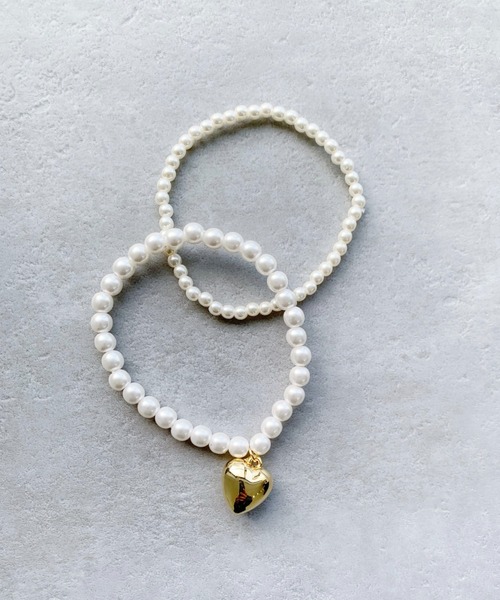 iso（イソ）の「ハートチャーム2連パールブレスレット（ブレスレット・レディース・シルバー/ゴールド・FREE）」の3枚目の写真