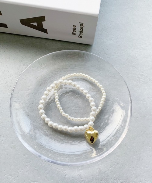 iso（イソ）の「ハートチャーム2連パールブレスレット（ブレスレット・レディース・シルバー/ゴールド・FREE）」の9枚目の写真