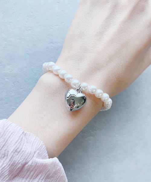 iso（イソ）の「ハートチャーム2連パールブレスレット（ブレスレット・レディース・シルバー/ゴールド・FREE）」の13枚目の写真