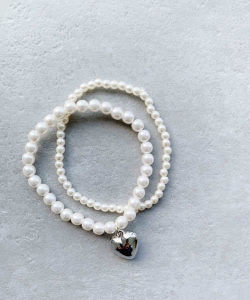 iso（イソ）の「ハートチャーム2連パールブレスレット（ブレスレット・レディース・シルバー/ゴールド・FREE）」の19枚目の写真