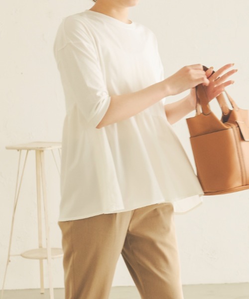 Ambre Neige（アンブルネージュ）の「切り替えギャザープルオーバー／【WEB/EC限定商品】（Tシャツ/カットソー・レディース・ブラック/オフホワイト/グレイッシュベージュ・FREE）」の3枚目の写真