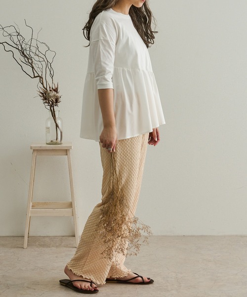 Ambre Neige（アンブルネージュ）の「切り替えギャザープルオーバー／【WEB/EC限定商品】（Tシャツ/カットソー・レディース・ブラック/オフホワイト/グレイッシュベージュ・FREE）」の19枚目の写真