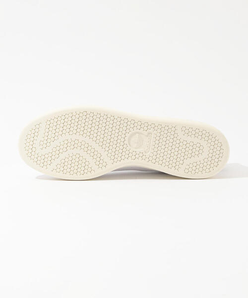 TOMORROWLAND (トゥモローランド)の「【WEB限定】ADIDAS STAN SMITH(スニーカー・メンズ・ホワイト・8/10/9/8.5/9.5/7.5)」の3枚目の写真
