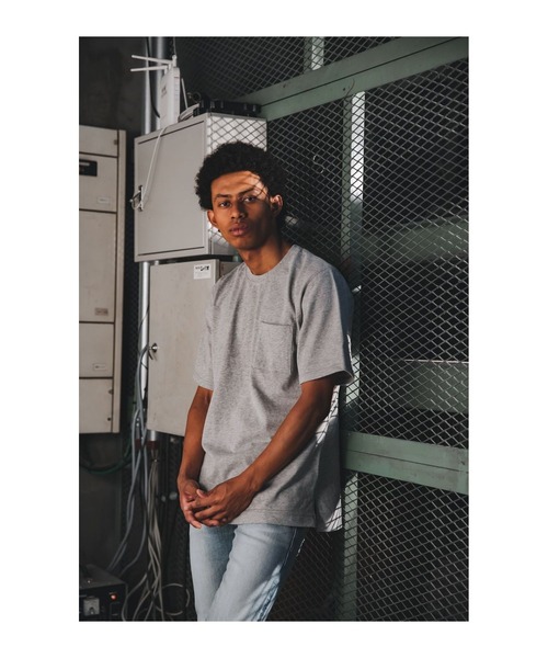 RE:LORE（リロア）の「Box Pocket Side Slit Tee（Tシャツ/カットソー・メンズ・グレー系その他・MEDIUM/X-LARGE/SMALL/XX-LARGE）」の15枚目の写真