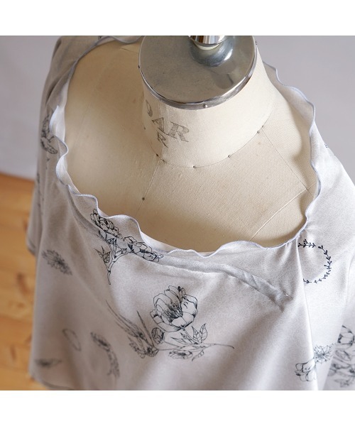 10mois（ディモワ）の「10moisナーシングスカーフ（授乳ケープ/授乳クッション・レディース・ネイビー・ONE SIZE）」の11枚目の写真