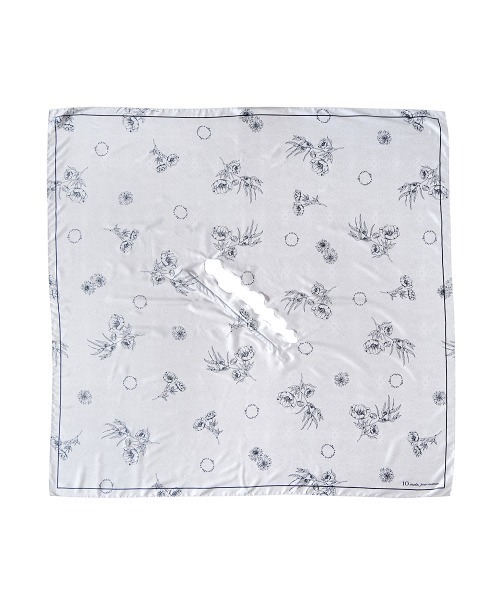 10mois（ディモワ）の「10moisナーシングスカーフ（授乳ケープ/授乳クッション・レディース・ネイビー・ONE SIZE）」の8枚目の写真