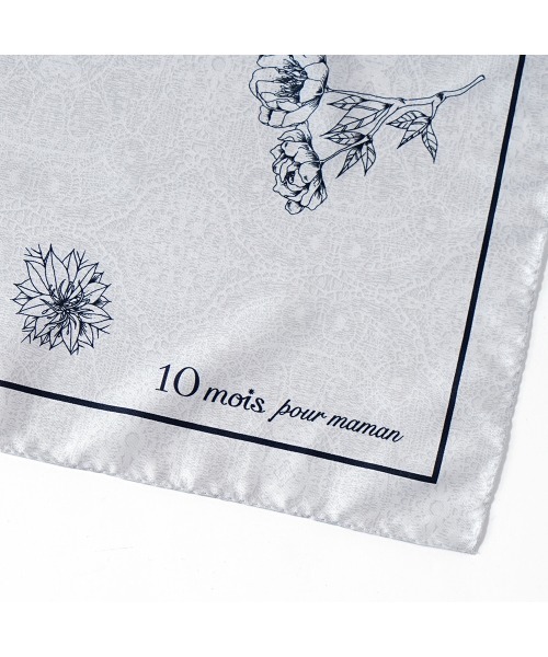 10mois（ディモワ）の「10moisナーシングスカーフ（授乳ケープ/授乳クッション・レディース・ネイビー・ONE SIZE）」の10枚目の写真