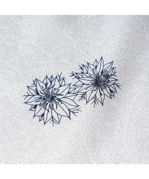 10mois（ディモワ）の「10moisナーシングスカーフ（授乳ケープ/授乳クッション・レディース・ネイビー・ONE SIZE）」の4枚目の写真