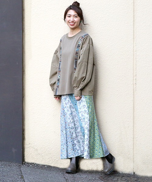 チチカカ（チチカカ）の「エコフレンドリーダイ ブロックプリントフラワーパッチスカート（スカート・レディース・ブルー系その他/パープル系その他/グリーン系その他・FREE）」の6枚目の写真