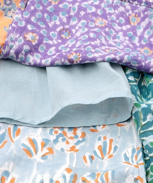 チチカカ（チチカカ）の「エコフレンドリーダイ ブロックプリントフラワーパッチスカート（スカート・レディース・ブルー系その他/パープル系その他/グリーン系その他・FREE）」の22枚目の写真