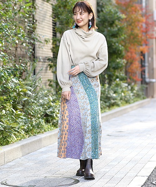 チチカカ（チチカカ）の「エコフレンドリーダイ ブロックプリントフラワーパッチスカート（スカート・レディース・ブルー系その他/パープル系その他/グリーン系その他・FREE）」の7枚目の写真