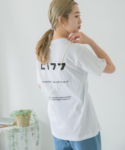 ITEMS URBANRESEARCH（アイテムズ アーバンリサーチ）の「バックロゴTシャツ（Tシャツ/カットソー・レディース・ブラック/レッド/ブルー・FREE）」の7枚目の写真