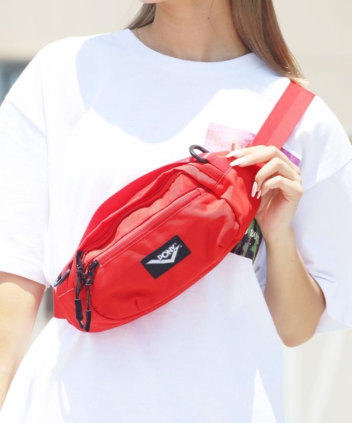 PONY（ポニー）の「PONY/ポニー TAPE LINE WAIST BAG ウエストバッグ（ボディバッグ/ウエストポーチ・メンズ・ブラック/レッド・FREE）」の16枚目の写真