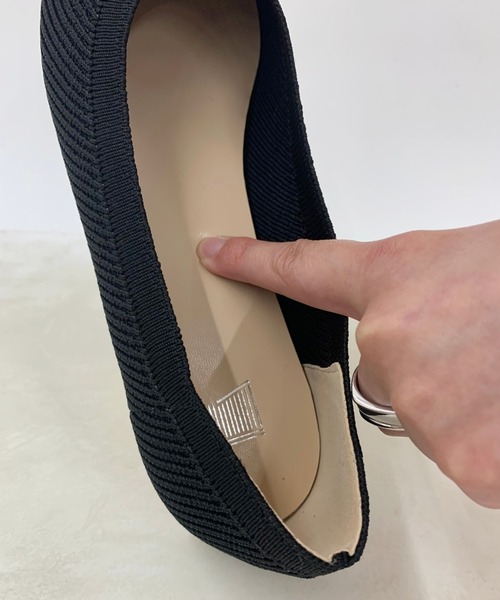 COLONY 2139（コロニートゥーワンスリーナイン）の「【マカロンFoot】ストレスフリーニットパンプス（パンプス・レディース・ブラック/モカ/カーキ・SMALL/MEDIUM/LARGE）」の19枚目の写真