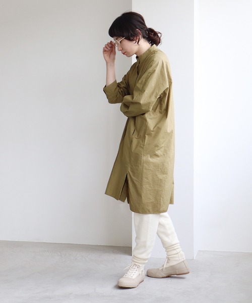 yuni(ユニ )の「コットン/キャッチワッシャー チュニックシャツ(シャツ/ブラウス・レディース・カーキ/イエロー/ホワイト/ブラック/パープル・FREE)」の13枚目の写真