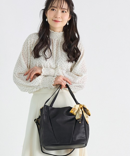 zucchero filato（ズッケロフィラート）の「zuccher ズッケロ バッグ レディース 2way B5サイズ ななめ掛け 通勤 通学 スカーフ付き 48905Y（ハンドバッグ・レディース・グレー/ブラック/ピンク/ブラウン・FREE）」の7枚目の写真