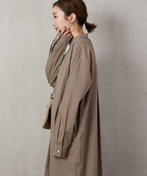 FREAK'S STORE（フリークスストア）の「▽【WEB限定】スタンドカラーデザインシャツワンピース（シャツワンピース・レディース・ホワイト/ブラック/グリーン/ブルー/ベージュ/パープル・ﾌﾘ-）」の3枚目の写真