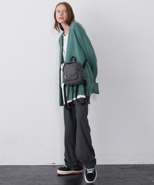 AIVER（アイバー）の「AIVER　2WAYミニリュックショルダーバッグ（バックパック/リュック・メンズ・チャコールグレー/ブラック・FREE）」の7枚目の写真