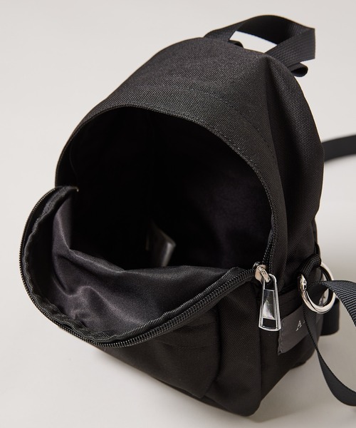 AIVER（アイバー）の「AIVER　2WAYミニリュックショルダーバッグ（バックパック/リュック・メンズ・チャコールグレー/ブラック・FREE）」の5枚目の写真