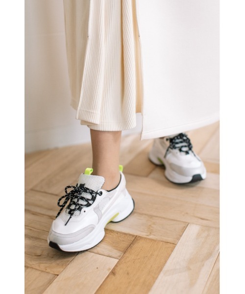 AULA AILA（アウラアイラ）の「ビブラムソールスニーカー（スニーカー