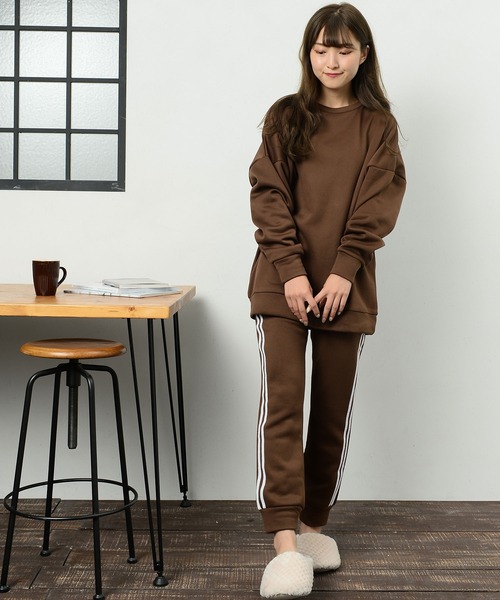 FUNALIVE(ファンアライブ)の「CELESTE RANA T100 裏起毛ワイドパンツルームウエア上下セット(ルームウェア/パジャマ・レディース・ブラック/グレー/モカ/チョコ/チャコール/モスグリーン・M-L/L-XL/XXL)」の9枚目の写真