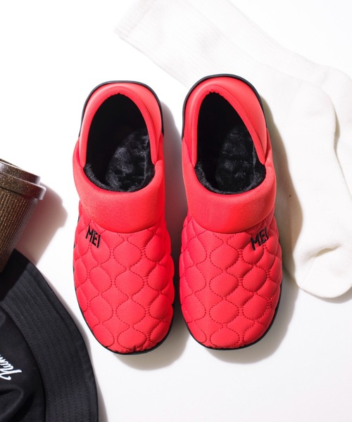 MEI（メイ）の「【MEI】ワンマイルルームサンダル/スリッポン/キルティングモックシューズ/防寒サンダル（スリッポン・レディース・ブラック/ベージュ/オリーブ/マスタード/レッド/ライトブラウン/ライトグレー/チャコールグレー・26cm/24㎝/25cm/27cm/28cm/25/26/27/24/28）」の8枚目の写真