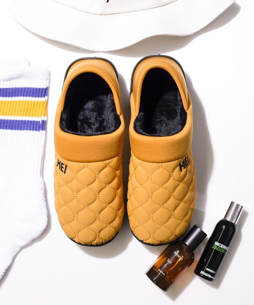 MEI（メイ）の「【MEI】ワンマイルルームサンダル/スリッポン/キルティングモックシューズ/防寒サンダル（スリッポン・レディース・ブラック/ベージュ/オリーブ/マスタード/レッド/ライトブラウン/ライトグレー/チャコールグレー・26cm/24㎝/25cm/27cm/28cm/25/26/27/24/28）」の7枚目の写真