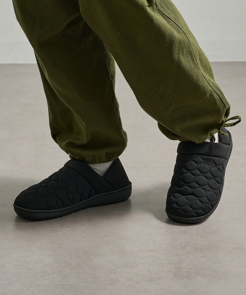 MEI（メイ）の「【MEI】ワンマイルルームサンダル/スリッポン/キルティングモックシューズ/防寒サンダル（スリッポン・レディース・ブラック/ベージュ/オリーブ/マスタード/レッド/ライトブラウン/ライトグレー/チャコールグレー・26cm/24㎝/25cm/27cm/28cm/25/26/27/24/28）」の18枚目の写真