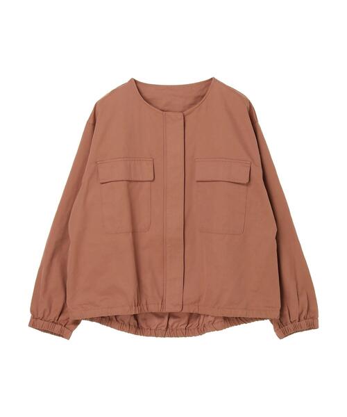 YECCA VECCA（イェッカヴェッカ）の「ノーカラーミリタリーブルゾン＊（ミリタリージャケット・レディース・ネイビー/カーキ/キャメル・FREE）」の4枚目の写真