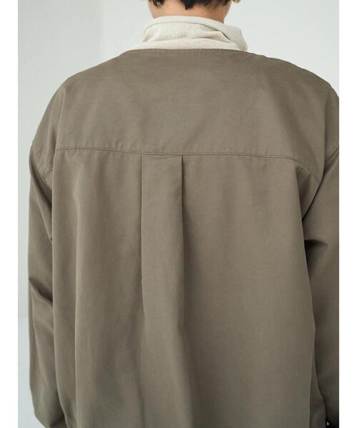 YECCA VECCA（イェッカヴェッカ）の「ノーカラーミリタリーブルゾン＊（ミリタリージャケット・レディース・ネイビー/カーキ/キャメル・FREE）」の14枚目の写真