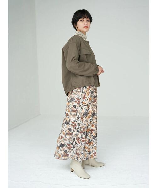 YECCA VECCA（イェッカヴェッカ）の「ノーカラーミリタリーブルゾン＊（ミリタリージャケット・レディース・ネイビー/カーキ/キャメル・FREE）」の17枚目の写真