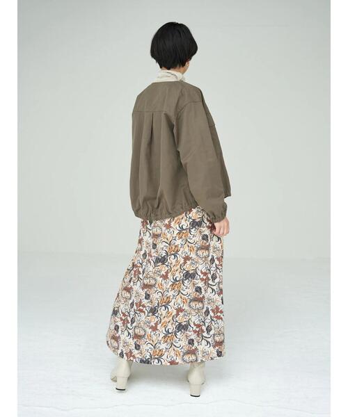 YECCA VECCA（イェッカヴェッカ）の「ノーカラーミリタリーブルゾン＊（ミリタリージャケット・レディース・ネイビー/カーキ/キャメル・FREE）」の19枚目の写真