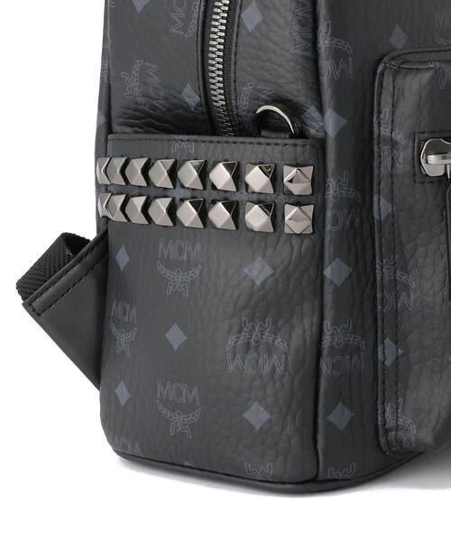 MCM(エムシーエム)の「MCM/エムシーエム/〈スターク〉サイドスタッズ バックパック - ヴィセトス/BACKPACK SMALL(バックパック/リュック・レディース・ブラック/ブラウン・FREE)」の17枚目の写真
