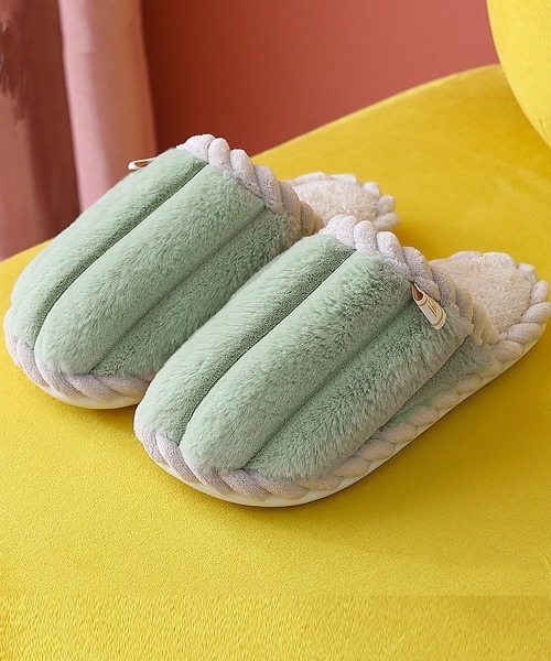 TeddyShop（テディショップ）の「低反発ソールのモコモコボアスリッパ ルームシューズ レディース 室内履き 冬（ルームシューズ/スリッパ・レディース・ブラウン/グレー/ピンク/イエロー/オレンジ/ブルー/ミント・24cm/25cm/26cm/22cm/23cm）」の3枚目の写真