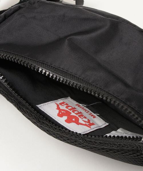Kappa（カッパ）の「【UNI】Kappa(カッパ)222 BANDA ANAIS BAG（ボディバッグ/ウエストポーチ・メンズ・ブラック×ホワイト・M）」の6枚目の写真