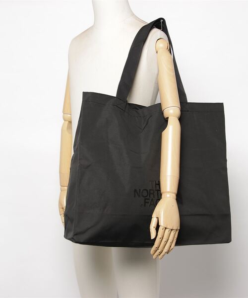 THE NORTH FACE（ザノースフェイス）の「【THE NORTH FACE/ザノースフェイス】SHOPPER BAG L(ショッパーバッグ L)（トートバッグ・メンズ・ブラック・FREE）」の5枚目の写真