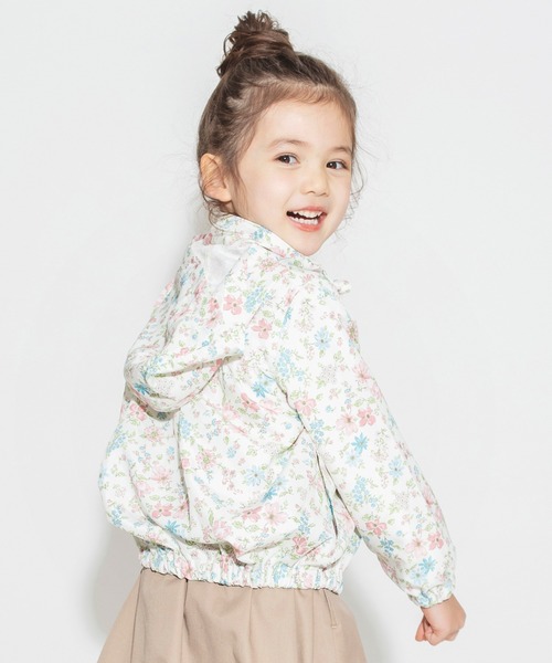 BRANSHES(ブランシェス)の「【撥水加工】花柄ウィンドブレーカー(ナイロンジャケット・キッズ・オフホワイト/ラベンダー・90cm/100cm/110cm/120cm/130cm/140cm/150cm)」の1枚目の写真