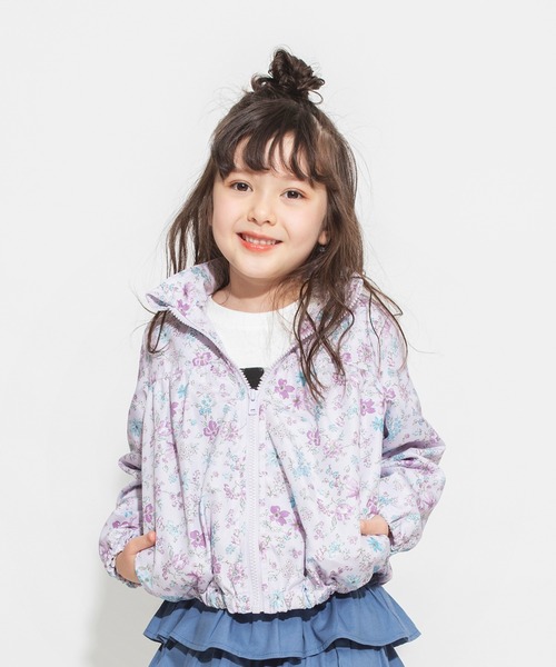 BRANSHES(ブランシェス)の「【撥水加工】花柄ウィンドブレーカー(ナイロンジャケット・キッズ・オフホワイト/ラベンダー・90cm/100cm/110cm/120cm/130cm/140cm/150cm)」の5枚目の写真