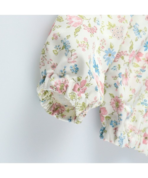 BRANSHES(ブランシェス)の「【撥水加工】花柄ウィンドブレーカー(ナイロンジャケット・キッズ・オフホワイト/ラベンダー・90cm/100cm/110cm/120cm/130cm/140cm/150cm)」の7枚目の写真