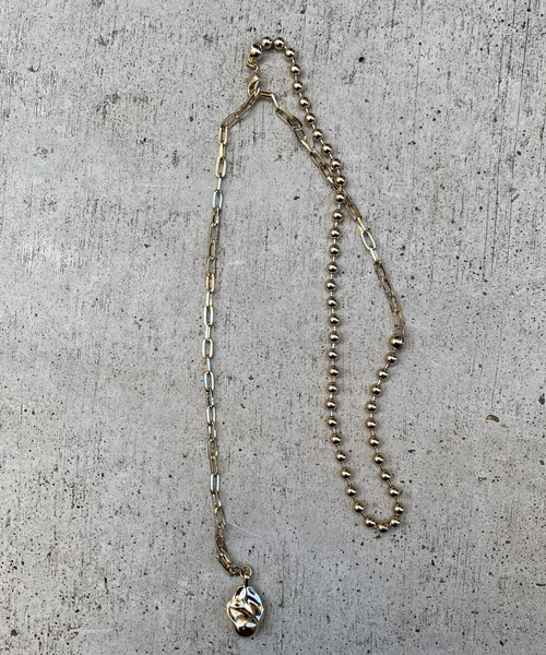 NOMINE（ノミネ）の「モチーフポイントミックスチェーンネックレス（ネックレス・レディース・ゴールド・フリー）」の2枚目の写真