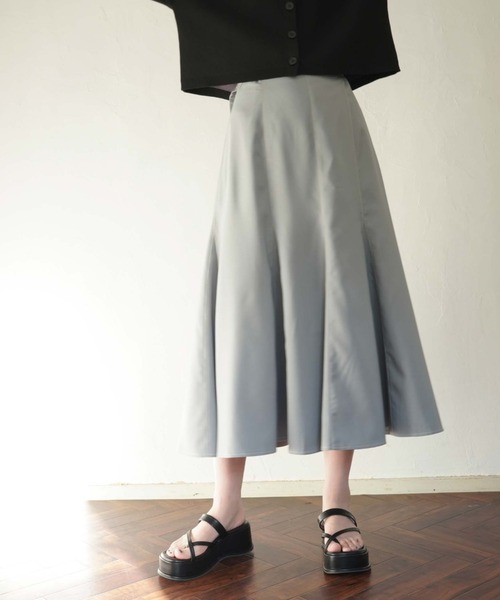 archives（アルシーヴ）の「配色ステッチマーメイドスカート（スカート・レディース・ブラック/ベージュ/ブルー/アイボリー・MEDIUM）」の4枚目の写真