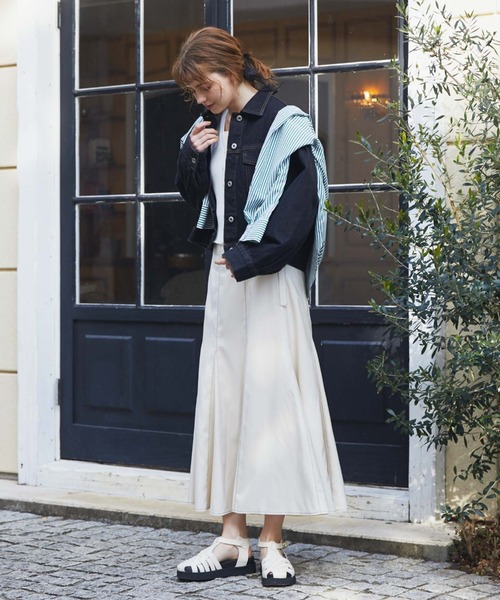 archives（アルシーヴ）の「配色ステッチマーメイドスカート（スカート・レディース・ブラック/ベージュ/ブルー/アイボリー・MEDIUM）」の2枚目の写真