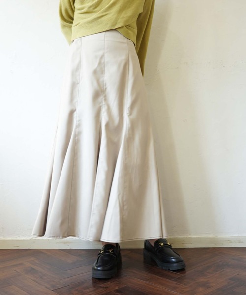 archives（アルシーヴ）の「配色ステッチマーメイドスカート（スカート・レディース・ブラック/ベージュ/ブルー/アイボリー・MEDIUM）」の12枚目の写真