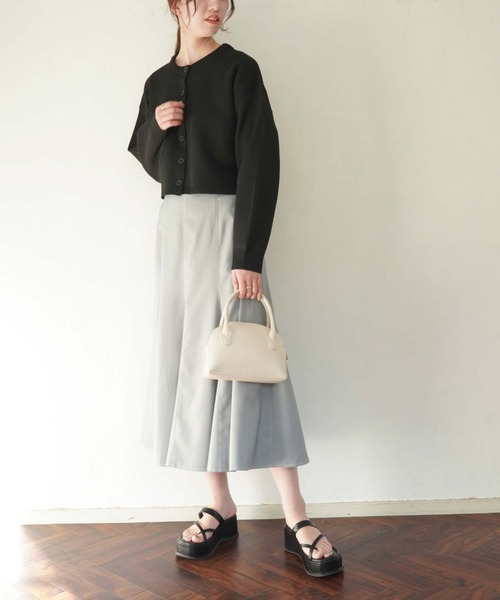 archives（アルシーヴ）の「配色ステッチマーメイドスカート（スカート・レディース・ブラック/ベージュ/ブルー/アイボリー・MEDIUM）」の13枚目の写真